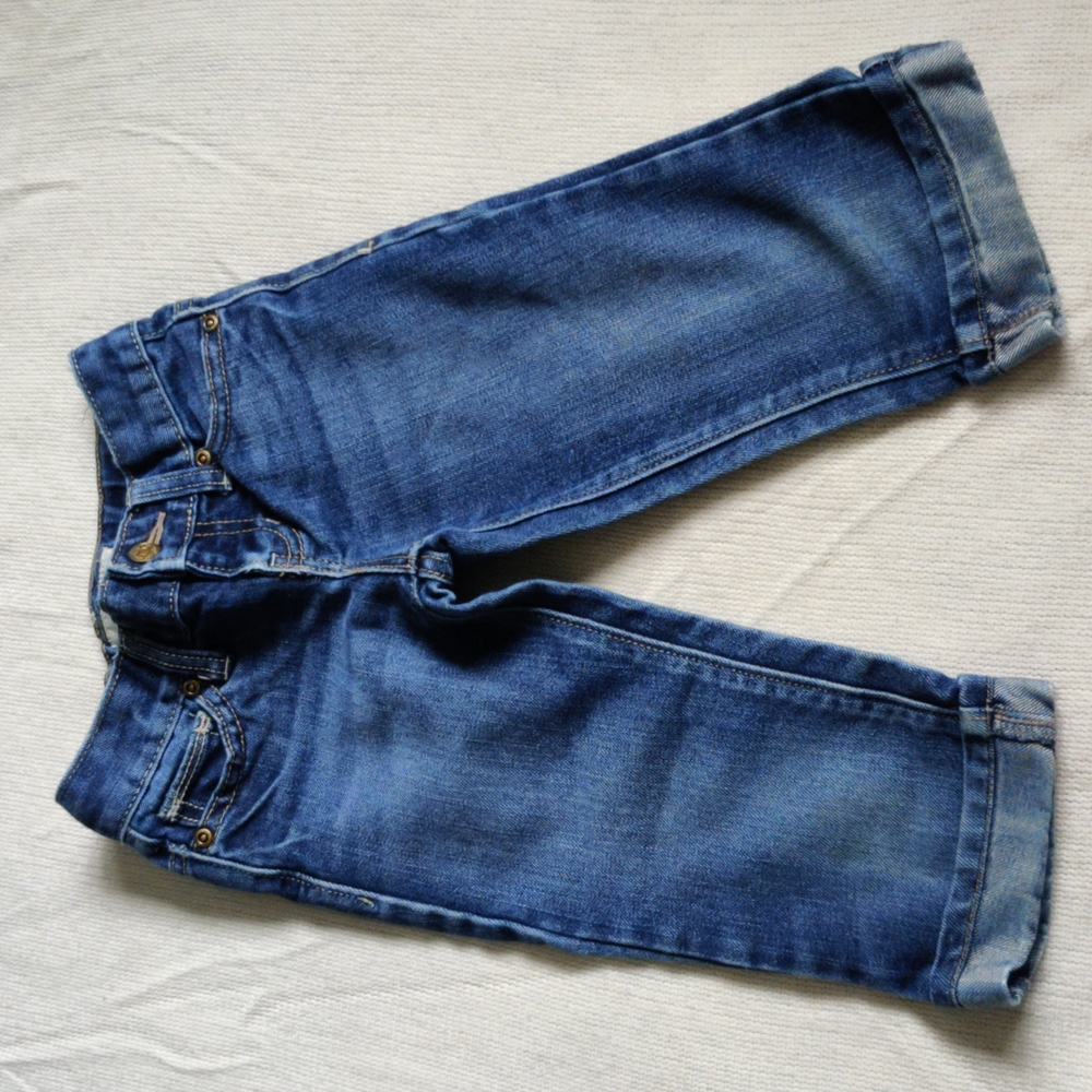Girl's clothes